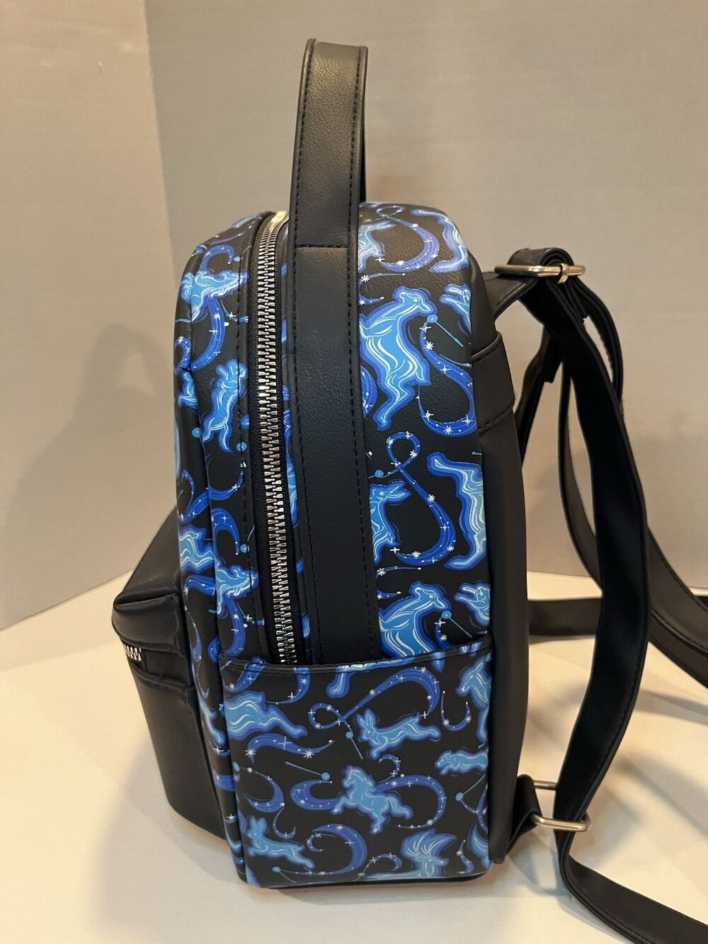 Harry Potter Petronus Expecto Patronum Mini Backpack Hot Topic Universal NWT - Picture 5 of 9